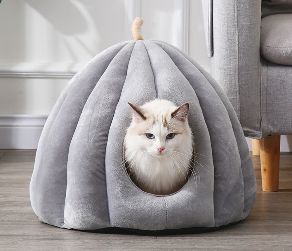 Cute Pumpkin Cat Nest House