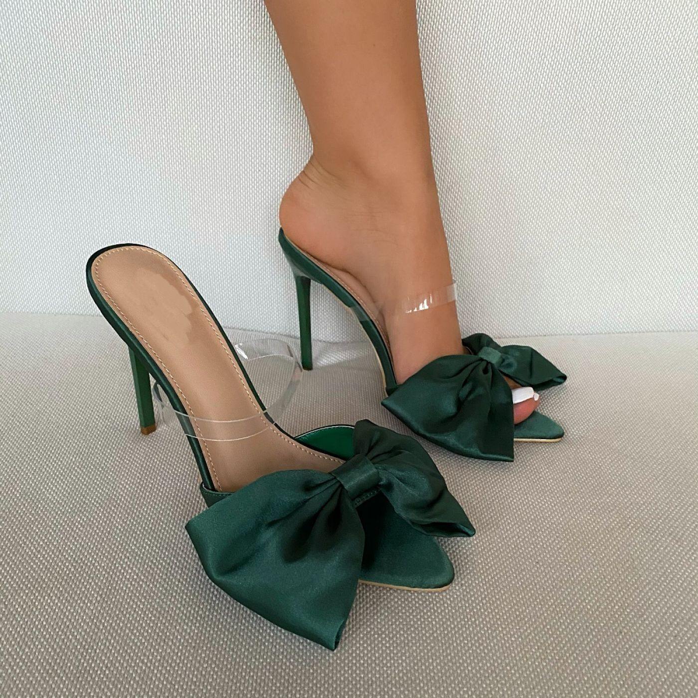Butterfly-Knot Pointed Toe Sandals